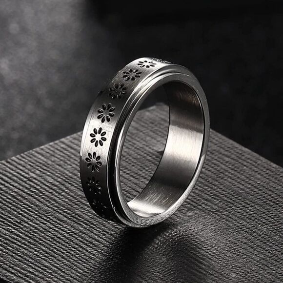 316L Stainless Steel Daisy Flower Fidget Anxiety Stress Relieving Spin Ring - Picture 2 of 4